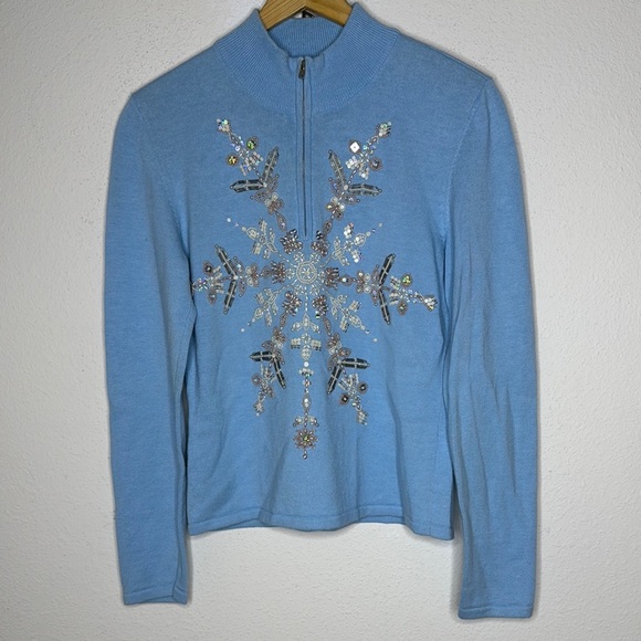 Michael Simon Sweaters - Michael Simon snowflake festive baby blue 3/4 zip sweater size Large